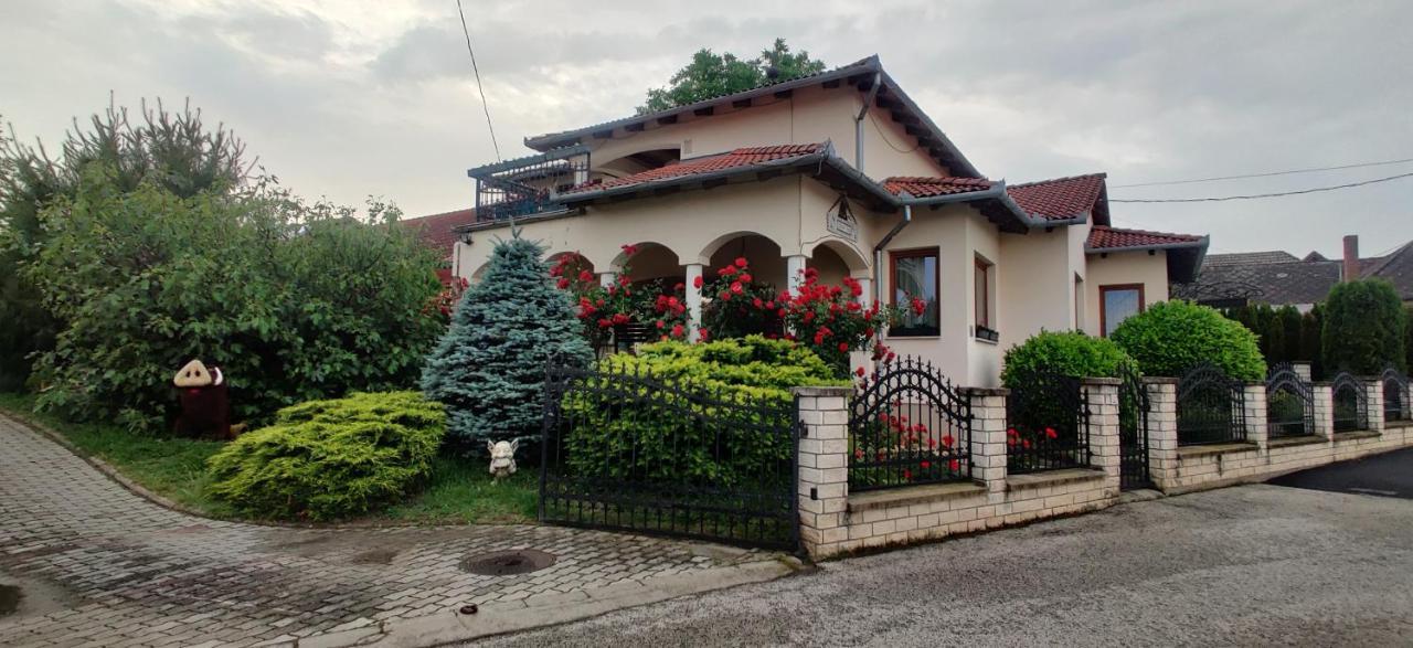 Aurora Ház Zalakaros Exterior foto